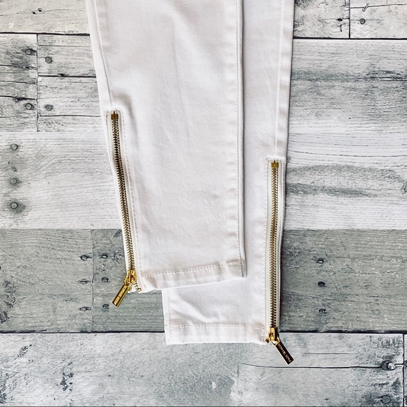 Michael Kors White Skinny Jean with Gold Accents - Picture 5 of 8